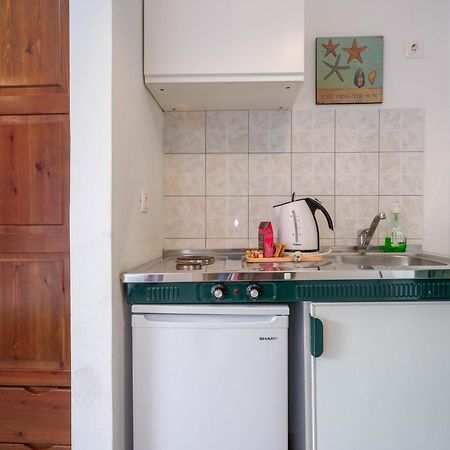 Giannatos' Studios - Makis Poros  Ngoại thất bức ảnh