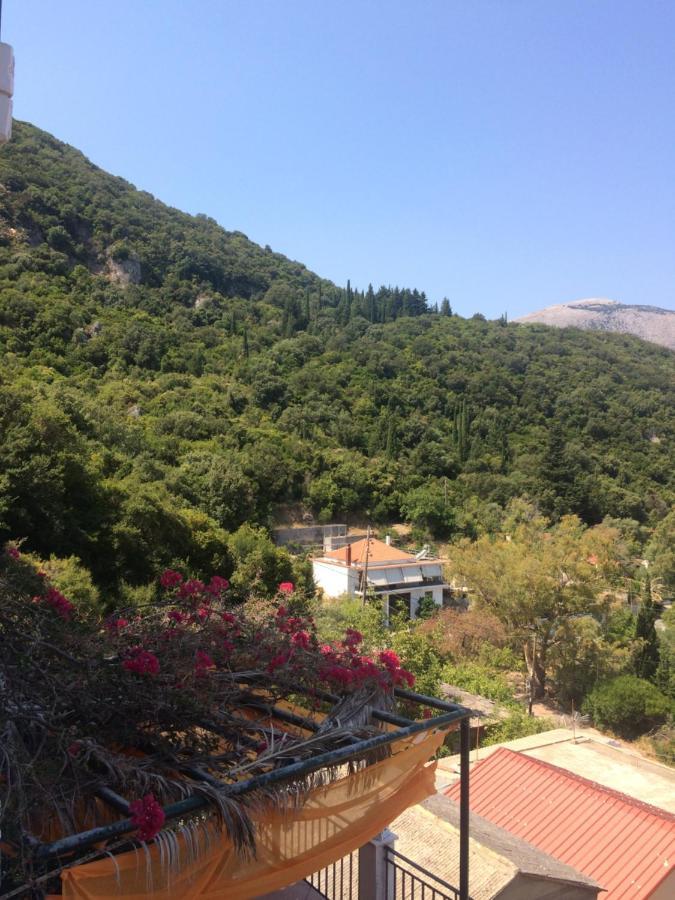 Giannatos' Studios - Makis Poros  Ngoại thất bức ảnh