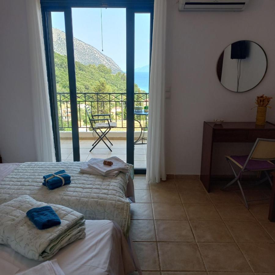 Giannatos' Studios - Makis Poros  Ngoại thất bức ảnh