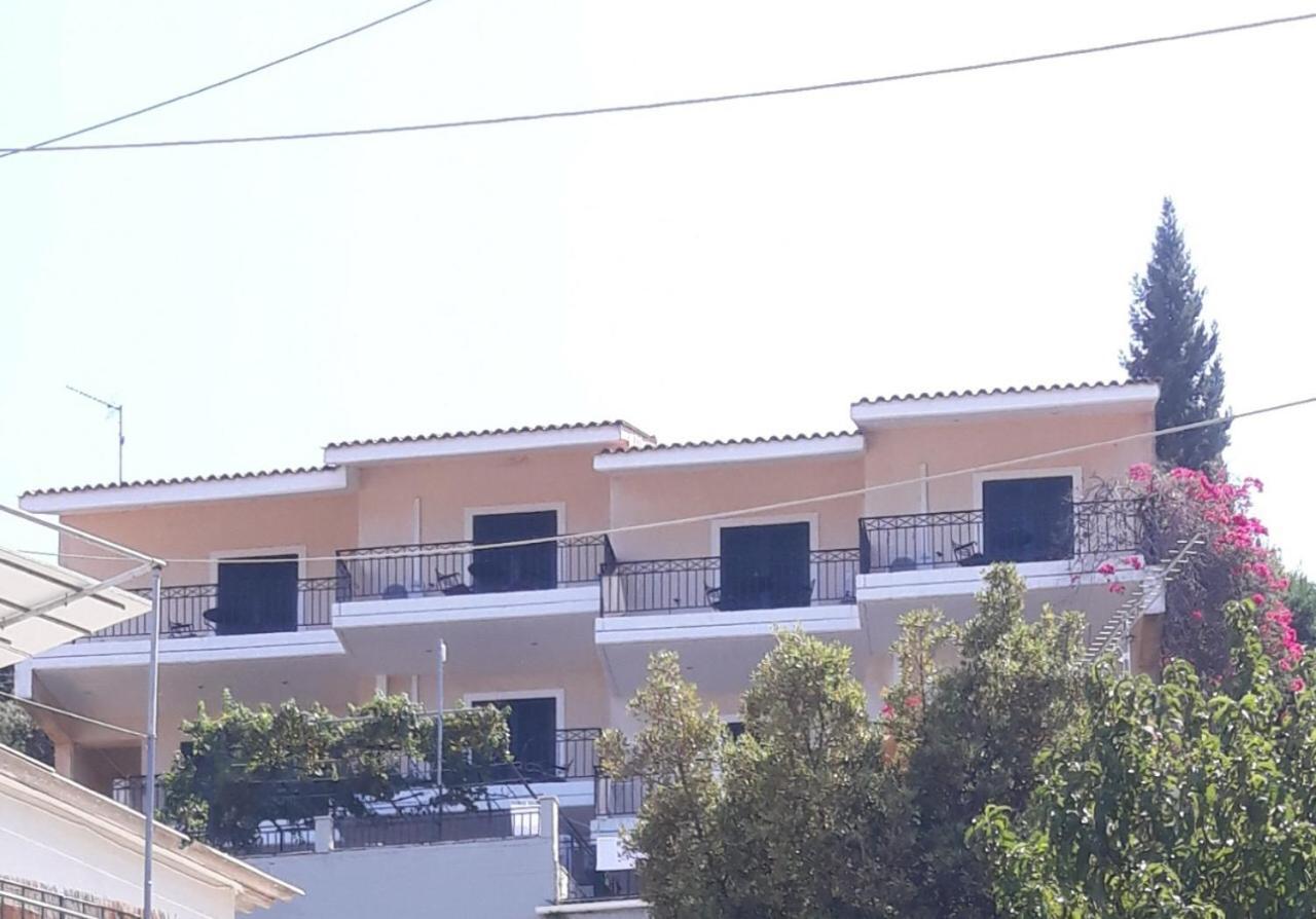 Giannatos' Studios - Makis Poros  Ngoại thất bức ảnh