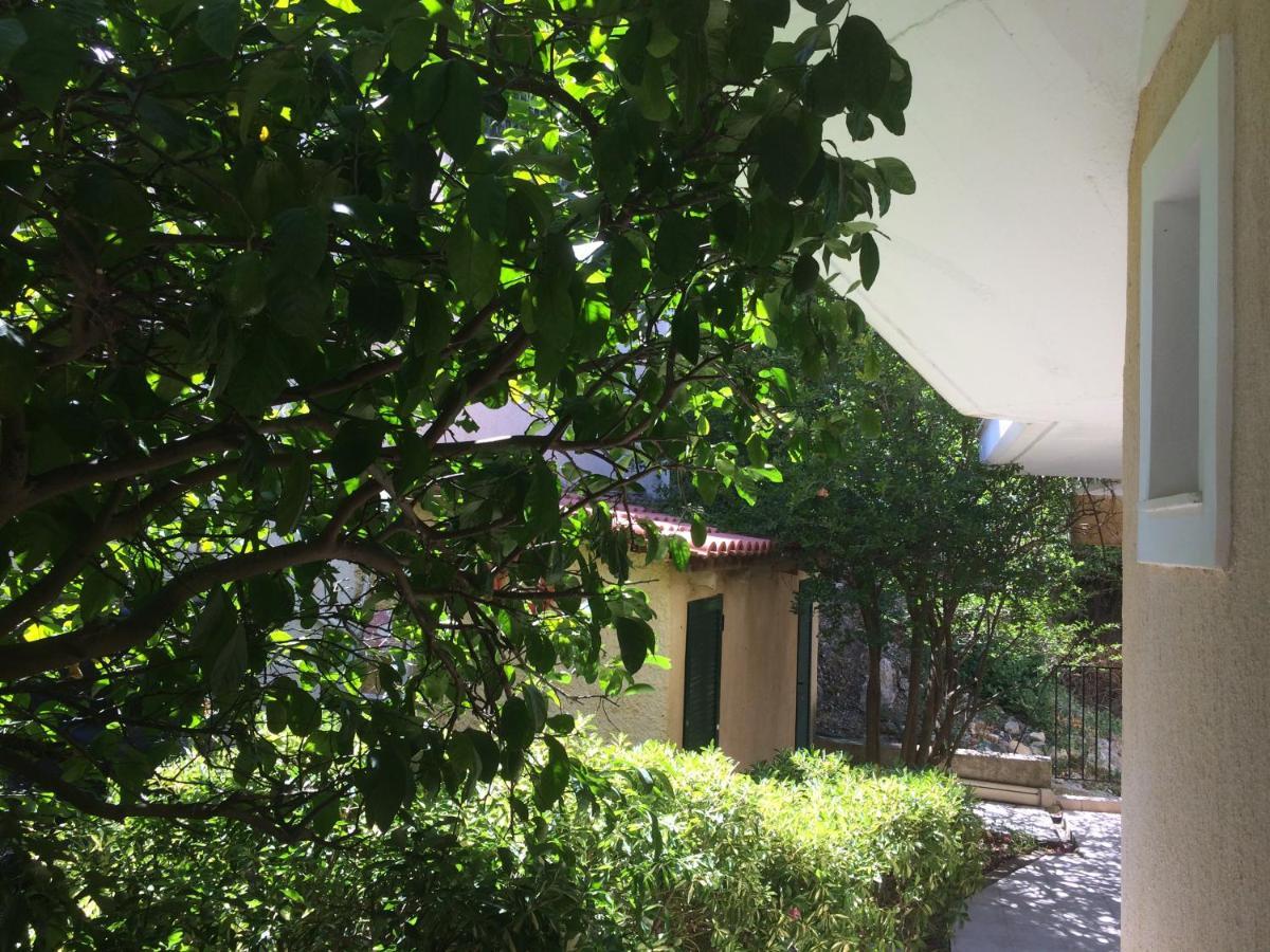 Giannatos' Studios - Makis Poros  Ngoại thất bức ảnh